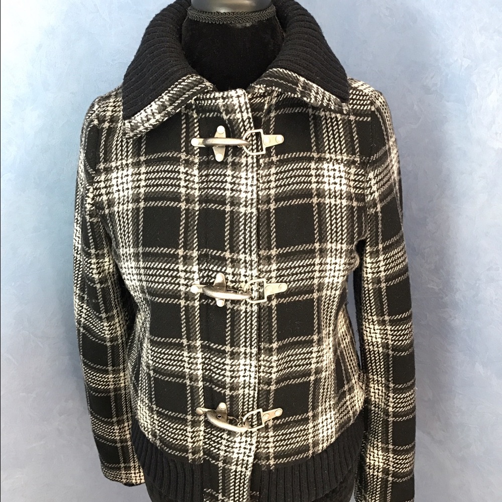 Black and White Plaid Wool Blend Coat Toggle Closure Xhiliration Juniors Size M